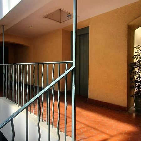 Chambre d'Hôtes sde, wc privé climatisé dans loft 80m2 Espace commun avec les habitants Salon et cuisine Apartamento Toulon Exterior foto