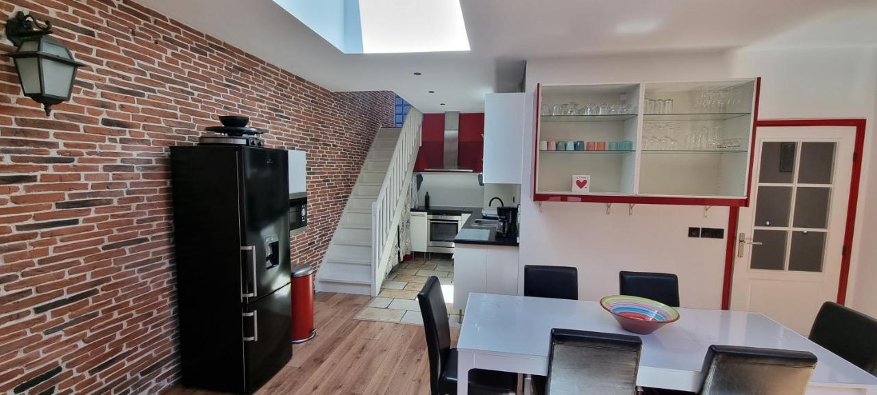 Chambre d'Hôtes sde, wc privé climatisé dans loft 80m2 Espace commun avec les habitants Salon et cuisine Apartamento Toulon Exterior foto