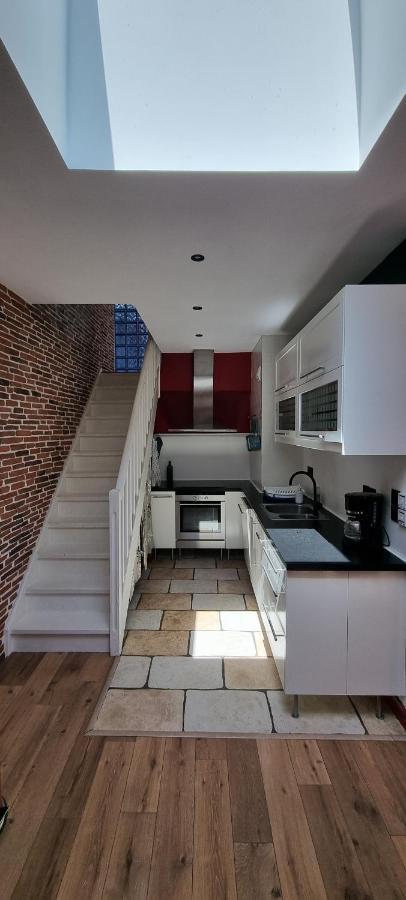 Chambre d'Hôtes sde, wc privé climatisé dans loft 80m2 Espace commun avec les habitants Salon et cuisine Apartamento Toulon Exterior foto
