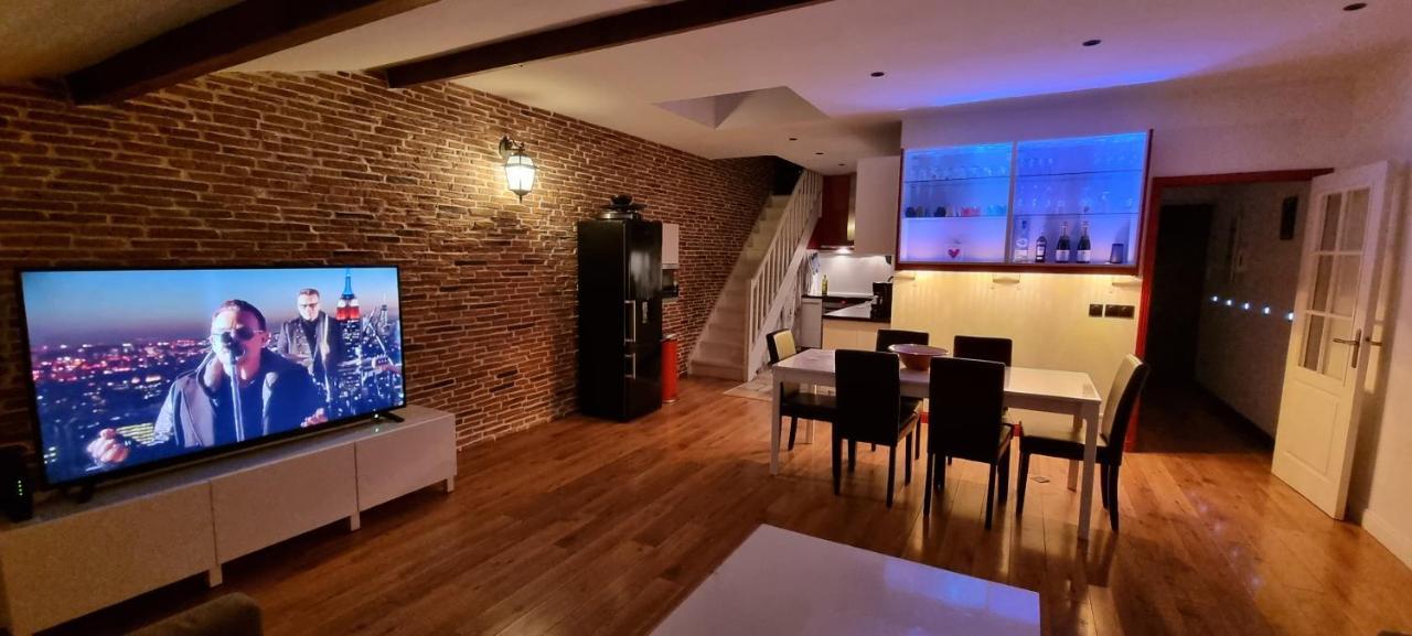 Chambre d'Hôtes sde, wc privé climatisé dans loft 80m2 Espace commun avec les habitants Salon et cuisine Apartamento Toulon Exterior foto